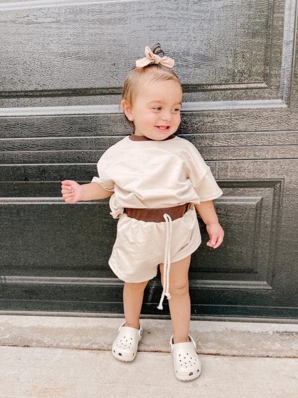 Short Sleeve Outfit Top and Shorts Sports Clothe Tracksuit - Image 8